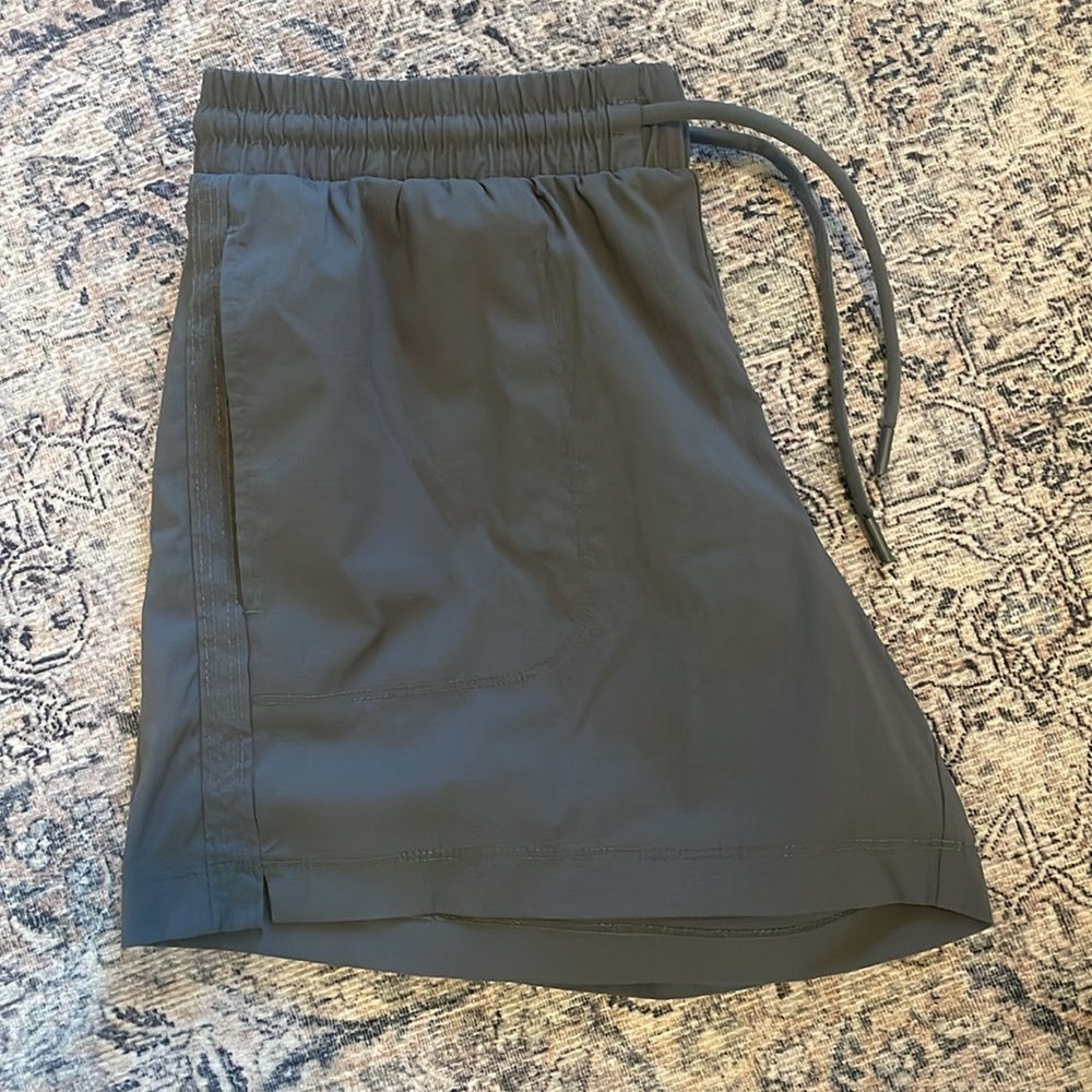 Le Verde Women’s Shorts